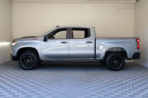 Chevrolet Silverado 1500 LT Trail Boss Crew Cab 4WD LHD 2024, sièges en cuir, 5 places, caméra arrière, écran tactile, phares au xénon - Product Image 6