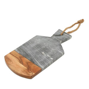 Planche à découper en marbre gris et en bois avec poignée en corde, idéale pour servir des plateaux de fromage, de fruits, de pain et pour la décoration de la cuisine, en provenance d'Inde - Product Image 1