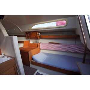 Velero Etap 22i, Dimensiones 6,78 x 2,47 m y 6,50 x 2,50 m - Product Image 3