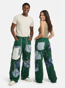 Pantalon cargo en denim patchwork sur mesure Pro Felt, jambe large, délavé, streetwear, jean décontracté, pantalon utilitaire tendance pour femmes - Product Image 4