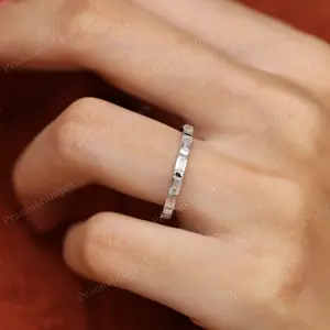 Bague de mariage unique en diamant cultivé en laboratoire, coupe baguette, pleine éternité, fournisseur de bijoux en diamant certifié IGI en Inde en gros