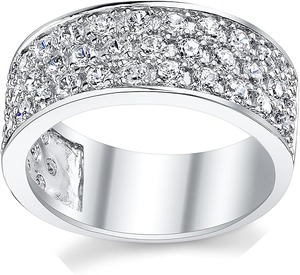 Anillo de compromiso de diamante cultivado en laboratorio de forma redonda de 2,20 quilates, banda de boda para hombre de oro blanco de 14K certificada por IGI de fabricante indio - Product Image 2