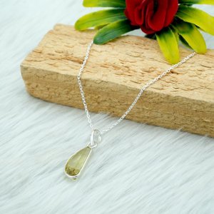 Collar de cuarzo limón de Plata de Ley 925, joyería hecha a mano de piedras preciosas facetadas genuinas de calidad AAA + con diamante como piedra principal - Product Image 2