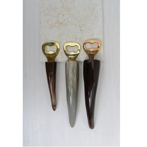 Ouvre-bouteille artisanal en corne de buffle, corne naturelle, design artisanal - Product Image 1