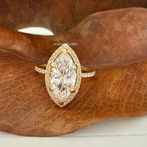 Bague de fiançailles en or massif 14 carats 2.50 ct CVD taille marquise IGI certifié diamant solitaire halo. - Product Image 3