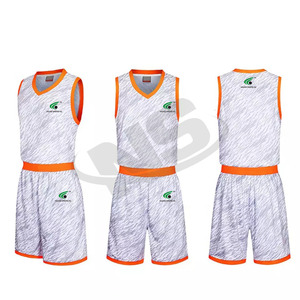 Uniforme de baloncesto personalizado para hombre, ropa de equipo hecha de poliéster, ropa deportiva cómoda, camiseta y pantalones cortos de baloncesto de secado rápido - Product Image 4