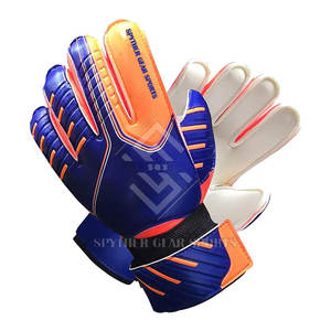 Hot Selling High Quality <b>Latex</b> Non-Slip Finger Protection Custom Made Goalkeeper Football Gloves - Product Image 1