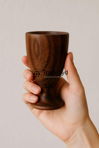 Tradebyd-Vaso de madera artesanal para hogares conscientes, vaso ecológico para comedor sostenible o decoración rústica moderna - Product Image 4