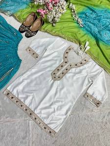 Tenues traditionnelles Sharara pour femmes 2025 – Nouveaux ensembles Punjabi pakistanais d'été et d'hiver, confectionnés sur mesure en tissu Georgette - Product Image 3