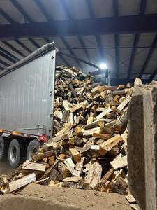 Leña Seca de Alta Calidad, Productos Energéticos Relacionados con la Leña, Roble, Abedul, Fresno, Haya, Madera Seca para Calefacción y Estufas de Leña de Alta Calidad - Product Image 5