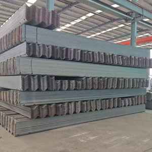 Hot <b>Dip</b> Galvanized W Beam Highway Guardrail SASO Standard Q235 Steel Traffic Barrier High-Intensity Prismatic Reflective M62 - Product Image 5