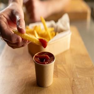 Ketchup tomate Hellmann's 430ml, 750ml en gros - Importé d'Europe - Product Image 1