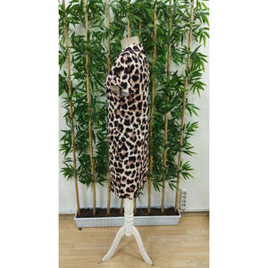Vestido Corto de Satén con Estampado de Leopardo y Cuello en V para Mujer, 35827 - Leopardo - Product Image 6