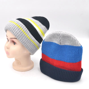 Nuevo estilo 2025 gorros personalizados Gorro con logotipo personalizado gorro de invierno de alta calidad Unisex colorido Jacquard Casual - Product Image 3