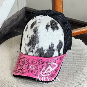 Gorra Premium al por Mayor con Pelo y Visera de Cuero Genuino de Vaca Grabado a Mano, Estilo Vaquero Occidental Floral, Gorra Snapback para Hombre - Product Image 1