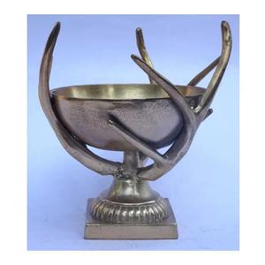 Bol en métal de bois de cerf en laiton de style élégant bol à fruits décoratif finition en laiton antique parfait en métal décor à la maison et affichage d'artisanat - Product Image 6