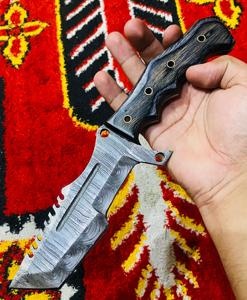 Wholesale 2025 Handmade Damascus Steel Knife Tracker Style Logo <b>Engraving</b> Straight Edge Fixed Leather Sheath Packaging OEM - Product Image 1