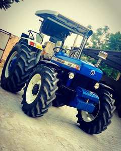 Tracteur agricole New-holland TT75 d'occasion à faible consommation de carburant 140HP avec roue de tracteur automatique T6070 140HP Moteur Kubota 3500 - Product Image 6