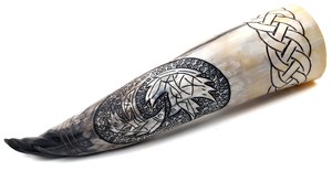 Corne viking naturelle pour le miel, la bière, avec une valeur économique, corne viking rustique pour la consommation médiévale et la décoration intérieure nordique - Product Image 4