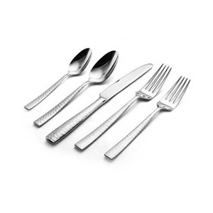 Couteau en acier inoxydable plaqué argent Fourchette Cuillère Plate Plume Design Poignée finie argentée Cuillère de luxe Ensemble fourchette et couteau - Product Image 3