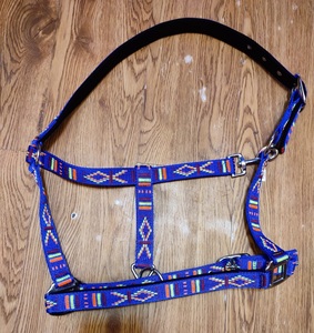 Halter de cheval parfaitement ajusté dans toutes les tailles et couleurs disponibles avec des raccords en laiton argenté dans toutes les nuances - Product Image 4