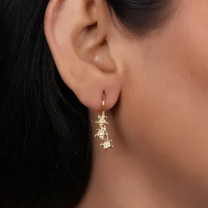 Pendientes de Flores con Diamantes y Baño de Oro para Mujer, Joyería Elegante para Regalo - Product Image 4