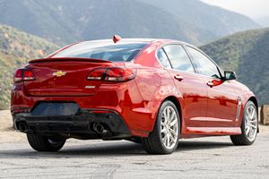 Chevrolet SSR d'occasion 2015, conduite à gauche, 50 001 à 75 000 miles, norme d'émission Euro IV - Product Image 4