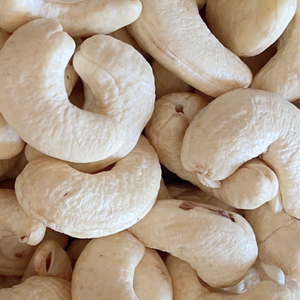 Venta Caliente de Nueces de Anacardo WW180, WW240, WW320, LP, Nueces de Anacardo Crudas a Granel, Empaquetado de Marca Privada Disponible - Product Image 1