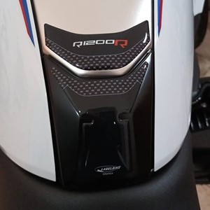 Adesivo in Gel 3D in Carbonio Compatibile con Moto BMW R1200R, Protezione Serbatoio Durevole - Product Image 1