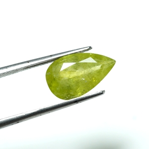 Natural Chrome Sphene Faceted Pear Shape Titanite Cut Gemstone Piedras preciosas sueltas - Product Image 5