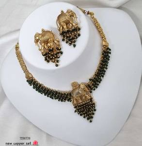 DERNIER ENSEMBLE DE BIJOUX ANTIQUE TRADITIONNEL ET À LA MODE DU TEMPLE INDIEN DU SUD ET ENSEMBLE DE COLLIER EN CUIVRE SUD POUR FEMMES NAD GIRLS - Product Image 1