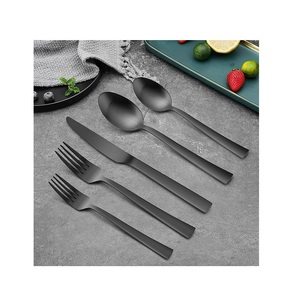 ชุดช้อนส้อมสแตนเลสสตีลแบบกระจกเงา ดีไซน์หรูหราทันสมัยสำหรับโรงแรม สไตล์ยุโรป สีเงินและสีทอง ยี่ห้อ RABEH ใช้ซ้ำได้ ทนทาน - Product Image 4