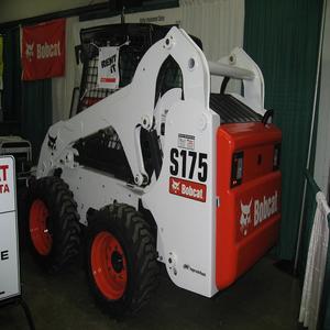 Kubota เครื่องจักรสำหรับเคลื่อนดินรถตักเล็ก - Product Image 6