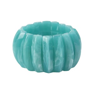 Brazalete de Resina Turquesa Elegante, Colorido con Diseño Acanalado, Joyería Clásica Unisex, Accesorio para Fiesta o Boda para Mujer - Product Image 1
