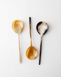 Cuillère en corne naturelle faite à la main, écologique, antistatique, cuillère à beurre en corne de bœuf véritable, taille personnalisable, cadeau de fête pour - Product Image 1