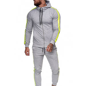 Dernier design Ensemble 2 pièces tendance pour hommes Pantalon de jogging décontracté Slim Fitness Sweats à capuche rayés Survêtement pour hommes - Product Image 1