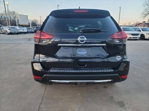 Nissan Roguee LE 2018 d'occasion - Product Image 2