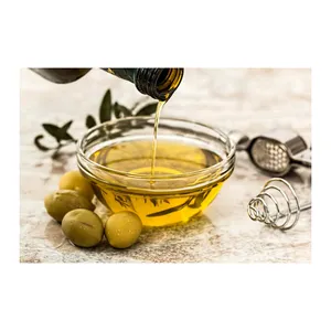 Vente en gros d'huile d'olive naturelle pure à 100% de marque privée