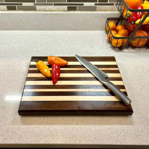 Planche à découper de cuisine éco-consciente Planche en bois artisanale pour maisons modernes, planche à fromage avec couteau en acier inoxydable - Product Image 5