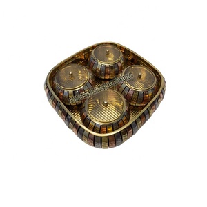 Boîte à bonbons de luxe en métal vintage bol en acrylique bol à noix divisé organisateur de stockage des aliments avec couvercle en verre - Product Image 6