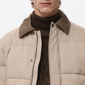 Chaqueta Clásica Impermeable de Moda Urbana / Material Suave y Duradero con Diseño Acolchado, Mangas Largas con Puños Abotonados - Product Image 2