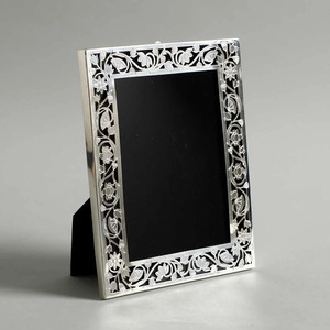 Marcos de fotos de calidad premium, adornos exclusivos de decoración de mesa superior, accesorios de vidrio y Metal de gran venta - Product Image 1