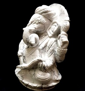 รูปปั้นแกะสลักทำจากธรรมชาติ Howlite,หินคริสตัลธรรมชาติทำในอินเดีย - Product Image 3