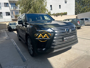 ขายรถ Lexus LX 700h Ultra Luxury SUV ไฮบริด เทอร์โบ ออโตเมติก 7 ที่นั่ง ปี 2026 เบาะหนังสีเข้ม ไฟหน้า LED พาโนรามา - Product Image 6
