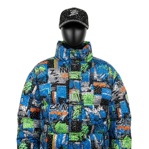 Chaqueta acolchada para mujer 240GSM tela de poliéster azul verde negro estampado gráfico logotipo personalizado chaqueta acolchada de transferencia de calor para mujer - Product Image 1