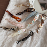 Pince à cheveux torsadée en acétate personnalisée avec logo DD, épingle à cheveux marbrée de haute qualité pour le yoga, accessoires capillaires français haut de gamme