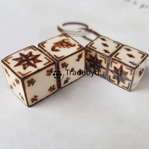Dados Poliédricos de Hueso Natural Hechos a Mano de Primera Calidad, Juego de 7 Piezas, Duraderos, Ecológicos, Multicolores, para Juegos de Rol de Mesa, Tradebyd - Product Image 1