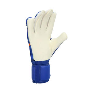 Vente en gros de gants de gardien de but de football personnalisés, équipement de sport en cuir latex respirant de qualité professionnelle pour les joueurs de football - Product Image 3
