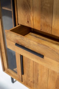 Armoire de présentation de salon en bois de manguier massif moderne de qualité supérieure, grande capacité, accent en verre, 2 grandes portes, 1 tiroir - Product Image 4