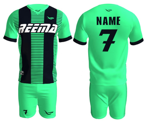 Ropa Deportiva de Poliéster 100% Duradera y Personalizada de Primera Calidad para Partidos y Eventos Deportivos de Alta Gama Diseñada por Reema Technologies - Product Image 3